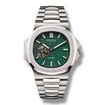 Montre Seiko Nautilus Green en acier inoxydable – Cadran vert texturé avec ouverture sur le mécanisme, index luminescents et mouvement automatique de haute précision. Élégance et technicité réunies
